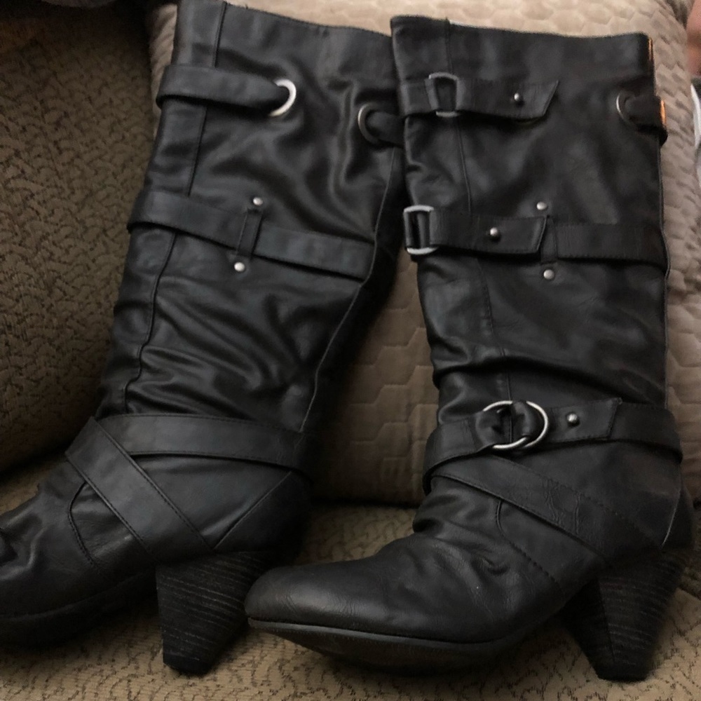 Pull on tall black boots